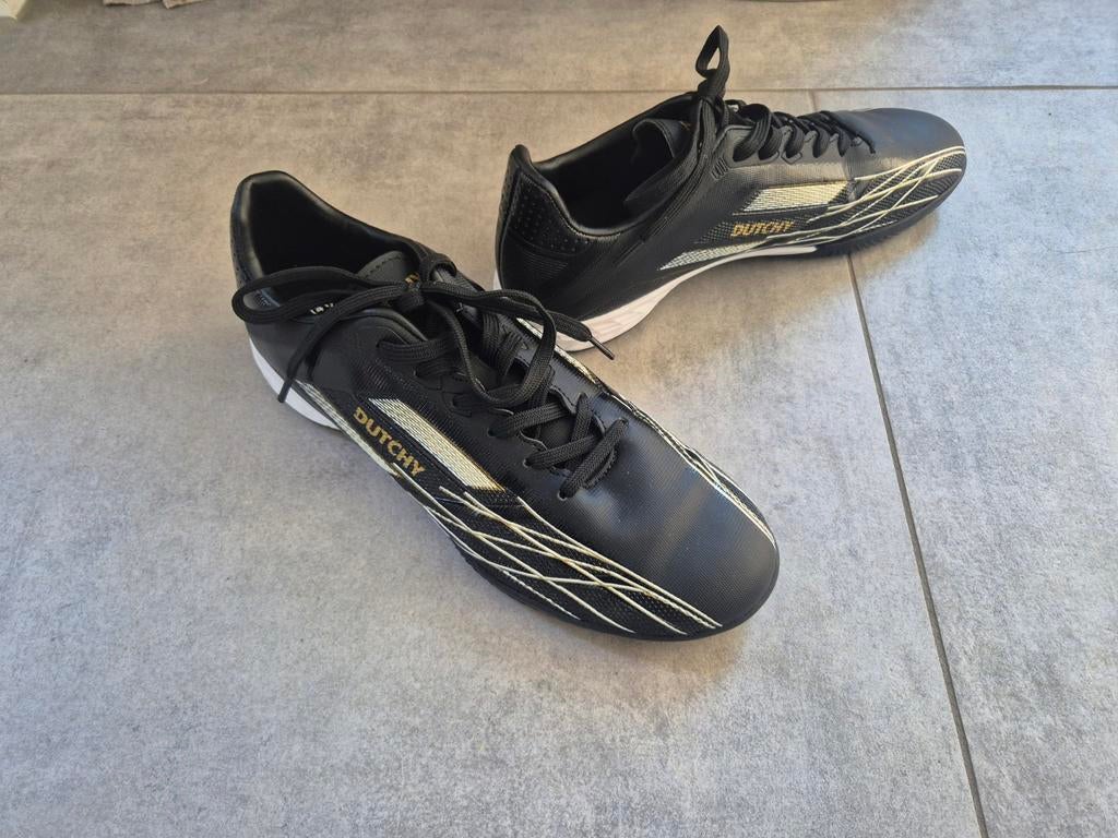 Voetbal gymschoenen platte zool maat 41, Maat XS of kleiner, Ophalen of Verzenden, Nieuw, Schoenen