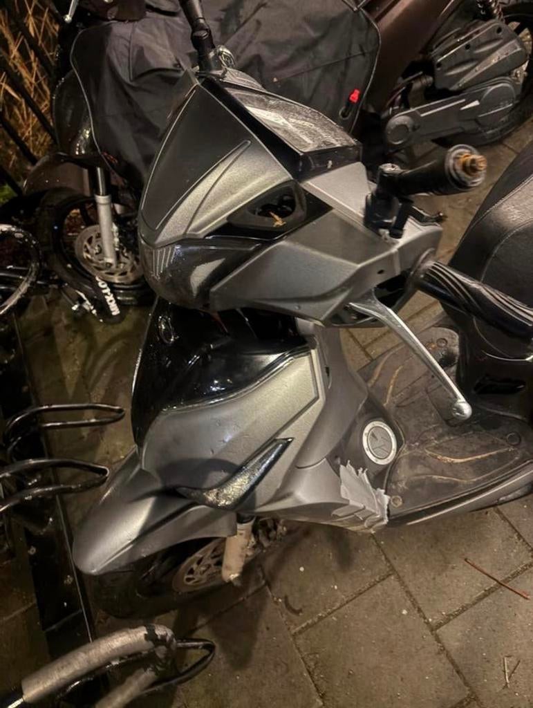 Kymco People s 2023 loop of sloop, Fietsen en Brommers, Scooters | Kymco, Ophalen, Gebruikt, Maximaal 45 km/u, People S