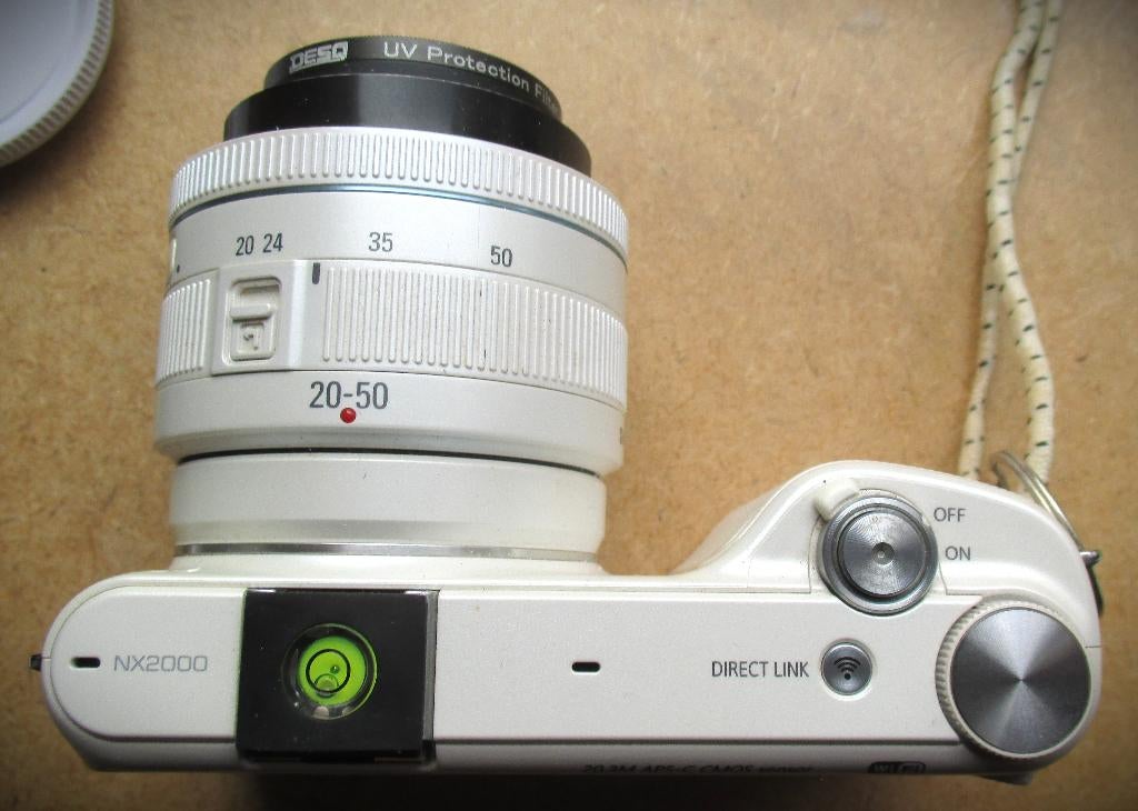 Samsung NX2000~NX 2000~Werkt prima+Case Logic Tas~20.3M APS, Spiegelreflex, Ophalen of Verzenden, Zo goed als nieuw, Samsung