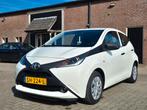 Toyota Aygo 1.0 Vvt-i 69pk 5D 2018 Wit I Airco I Elek ramen, Auto's, Voorwielaandrijving, Stof, Euro 6, 4 stoelen