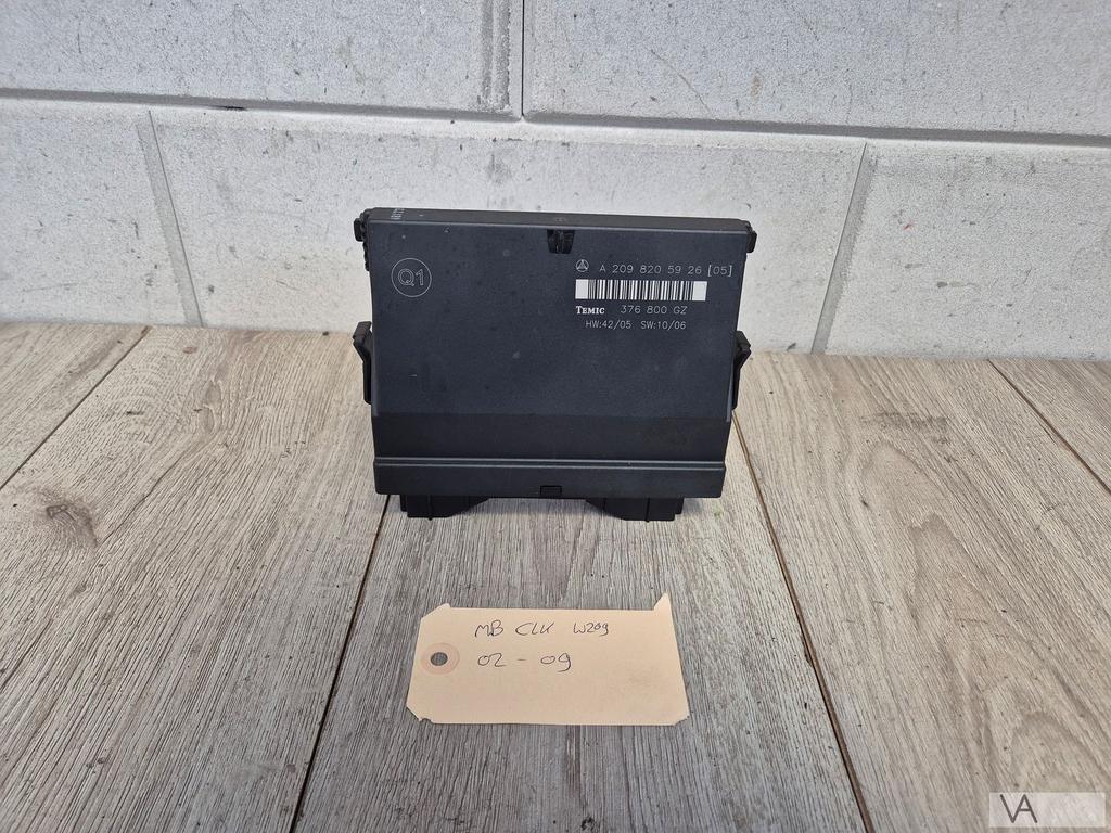 Zekeringkast boordnet module Mercedes CLK W209 a2098205926, Auto-onderdelen, Gebruikt, -, Ophalen of Verzenden, -