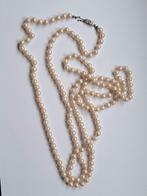Vintage klassiek rope parelcollier, lengte 144 cm (jaren 70), Ophalen of Verzenden, Gebruikt, Wit, Overige materialen