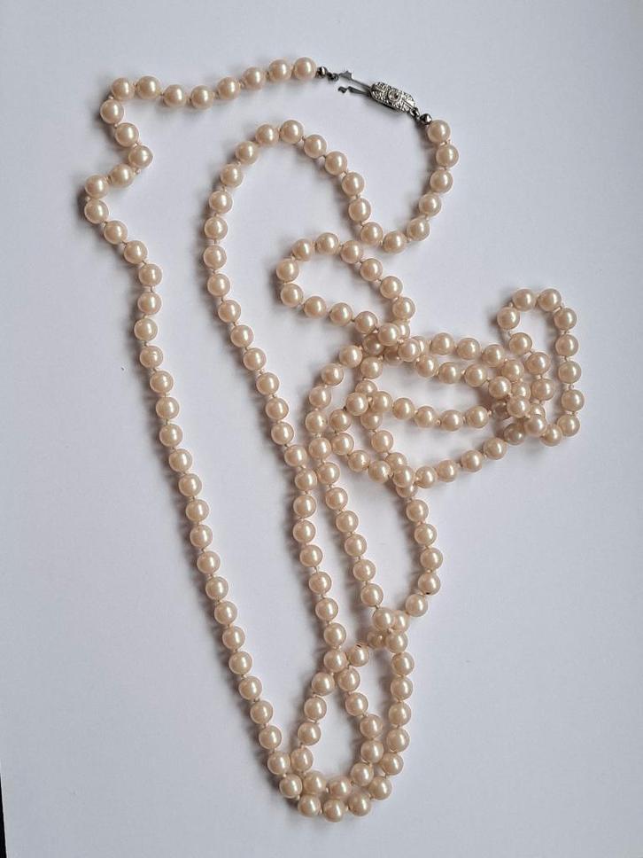 Vintage klassiek rope parelcollier, lengte 144 cm (jaren 70), Sieraden, Tassen en Uiterlijk, Kettingen, Gebruikt, Overige materialen