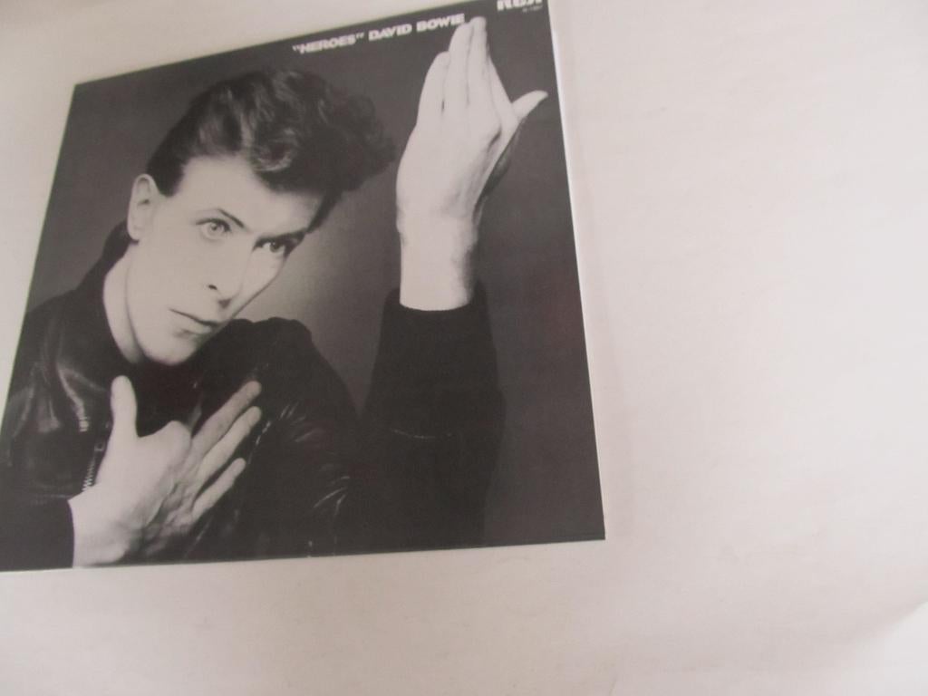 David Bowie - Heroes ( lp), Verzenden, 1980 - 1989, Zo goed als nieuw, 12 inch