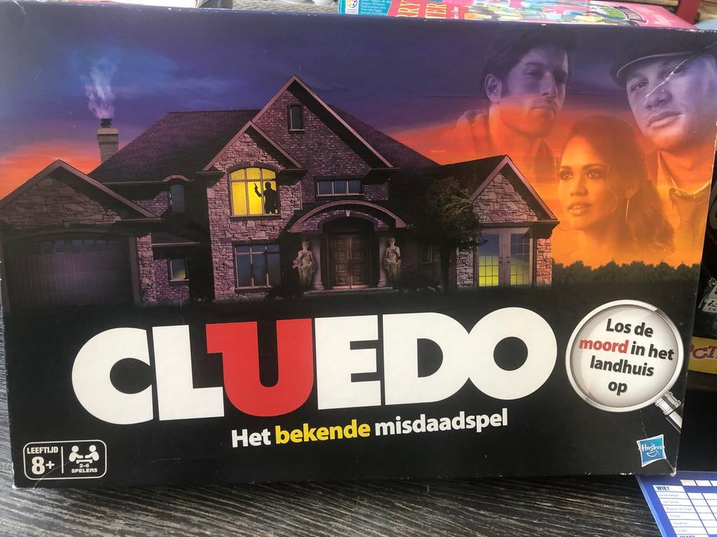 Cluedo: Het bekende misdaadspel, Drie of vier spelers, Ophalen of Verzenden, Gebruikt