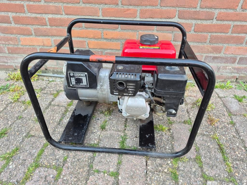 Honda europower 2500 f, Ophalen, Zo goed als nieuw, Benzinemotor, 1800 rpm of meer
