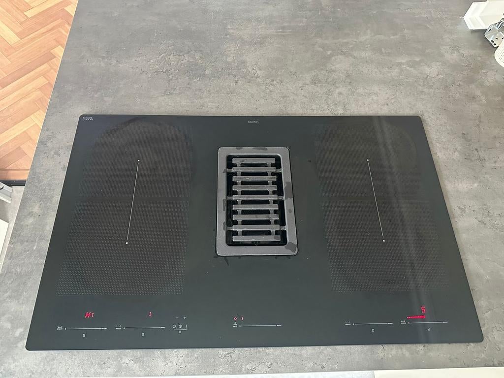 Ikea elektrische kookplaat met afzuiging, Witgoed en Apparatuur, Kookplaten, Ophalen, Inbouw, 4 kookzones