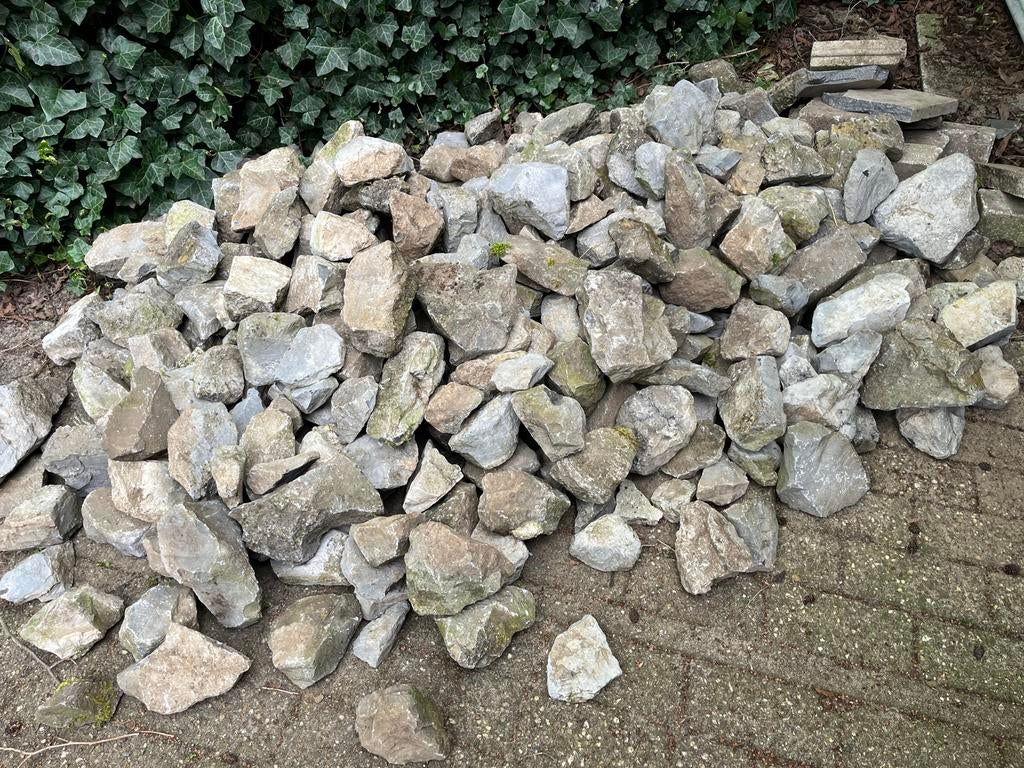 Gratis rotsstenen voor tuin of decoratie, Tuin en Terras, Grind, Keien en Split, Ophalen, Gebruikt, Grijs, Kei