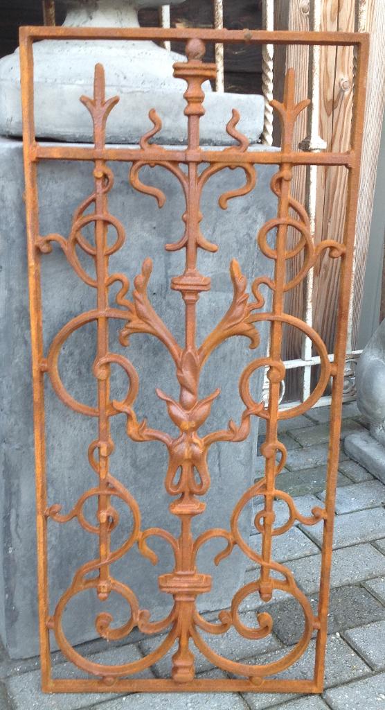 Deurrooster gietijzer jugendstil 89/41 in twee kleuren., Antiek en Kunst, Curiosa en Brocante, Ophalen of Verzenden