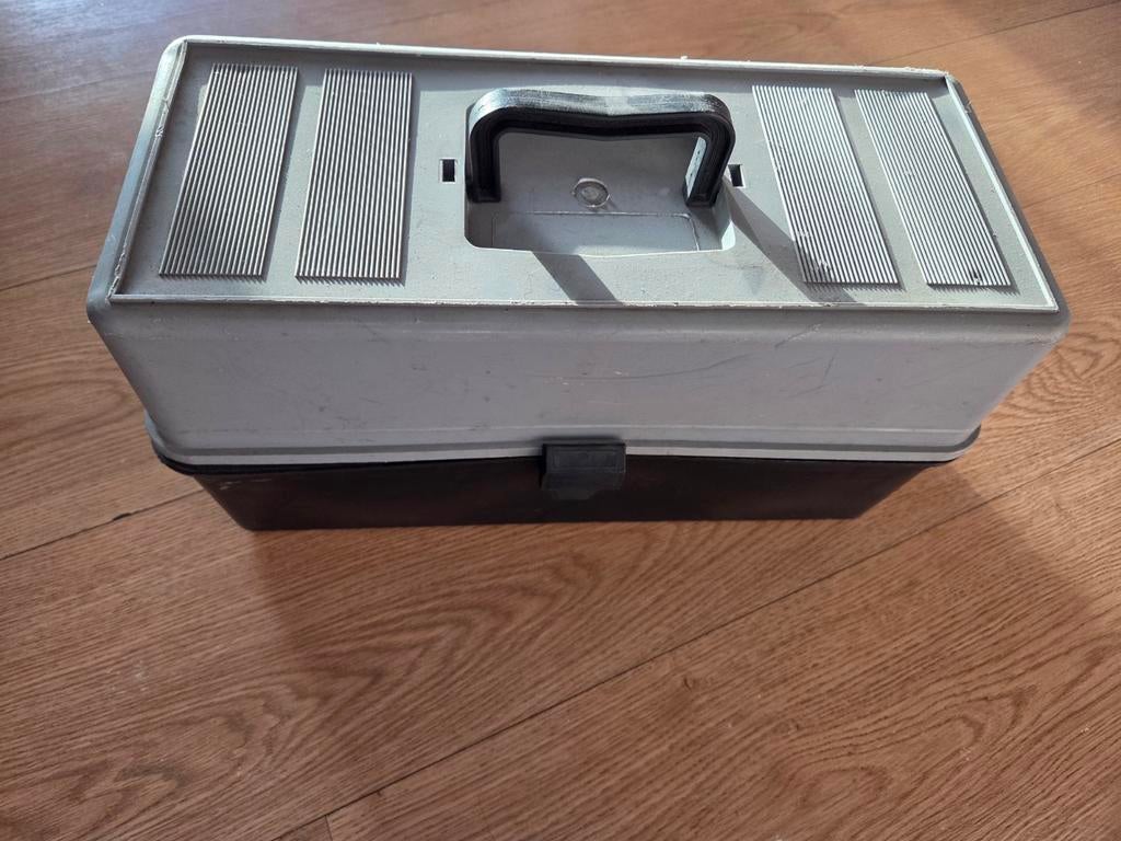 Vissport koffertje en schepnet, Ophalen of Verzenden, Gebruikt, Koffer of Tas