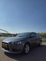 Mitsubishi Lancer 1.5 Mivec Sportback 2010 Grijs, Auto's, Voorwielaandrijving, 4 cilinders, Handgeschakeld, Grijs