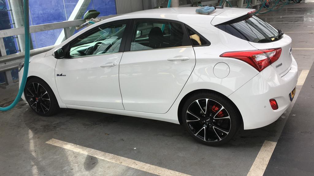 Velgen Hyundai i30 Kia Ceed 225 40 18, 19 inch, Velg(en), Ophalen of Verzenden, 195 mm