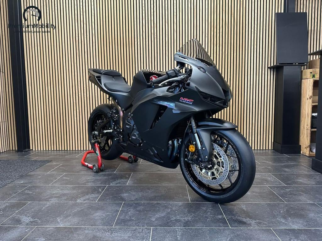 HONDA CBR600RR (CIRCUIT GEBRUIK), HONDA, 4 cilinders, Motorrijbewijs A, Bedrijf