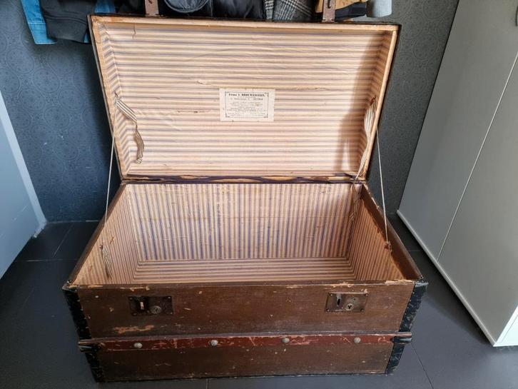 Oude dekenkist / reiskoffer van A. Brouwenstein, Antiek en Kunst, Antiek | Overige Antiek, Ophalen