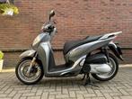 Nette Honda SH300 ABS Moondust Silver 2016, Motoren, Motorrijbewijs A, Particulier, 1 cilinder, Scooter
