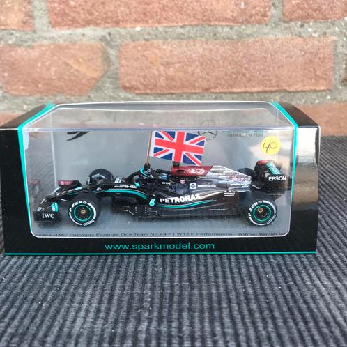 1:43 SPARK F1 MERCEDES AMG #44 LEWIS HAMILTON …. NÚ 35,- !!, Hobby en Vrije tijd, Modelauto's | 1:43, Nieuw, Auto, Overige merken