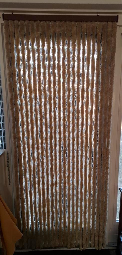 Vliegengordijn kattenstaarten, Doe-het-zelf en Verbouw, Deuren en Horren, Gebruikt, Binnendeur, 200 tot 215 cm, Ophalen