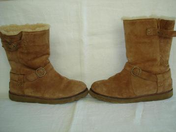 Ugg Australia laarzen EU mt 39 riempje ontbreekt beschikbaar voor biedingen