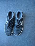 Artengo zaalschoenen maat 39, Gebruikt, Ophalen of Verzenden, Artengo, Jongen of Meisje