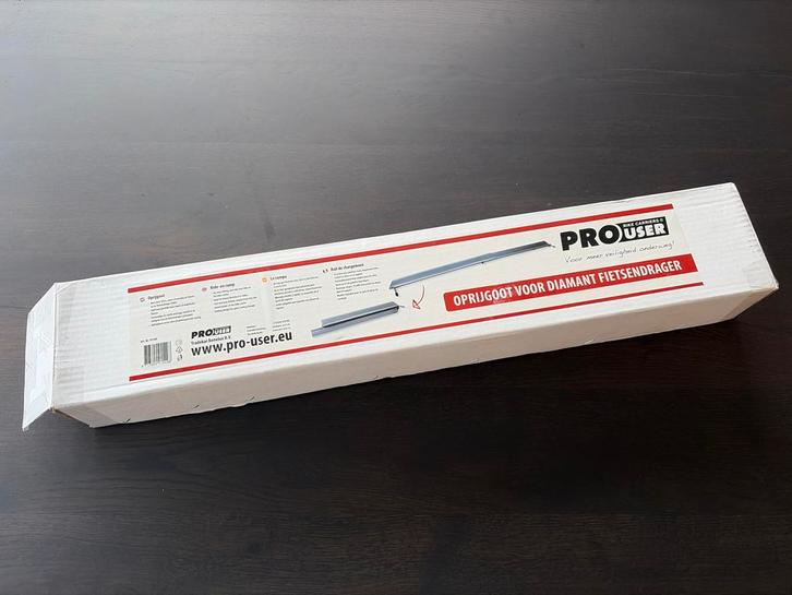 Fietsendrager Oprijgoot - Nieuw in doos!, Auto diversen, Fietsendragers, Nieuw, Fietsendrager-accessoire, Brede banden, Ophalen of Verzenden