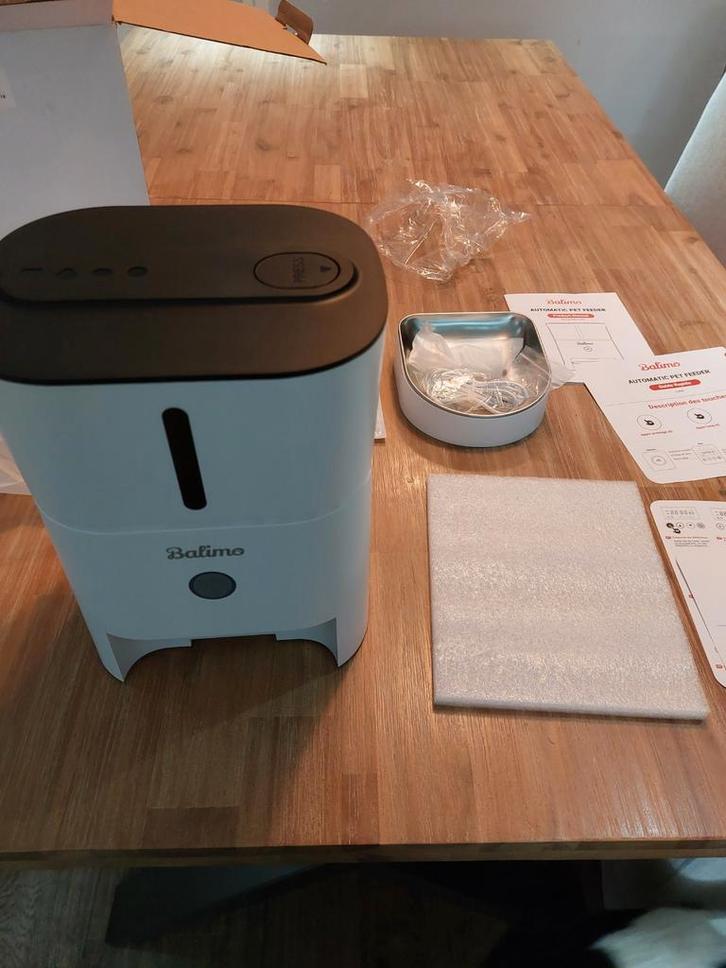 Voederautomaat elektrisch voor katten/kleine honden Balimo, Dieren en Toebehoren, Kattenvoerbakken en Drinkbakken, Nieuw, Automatisch