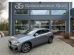 BMW X2 XDrive25e High Executive m-sport phev, Automaat, 12 maanden, Gebruikt, Leder en Stof