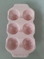 Le Creuset Eierschaal Chiffon Pink, Huis en Inrichting, Keuken | Servies, Ophalen of Verzenden, Nieuw, Aardewerk, Overige stijlen
