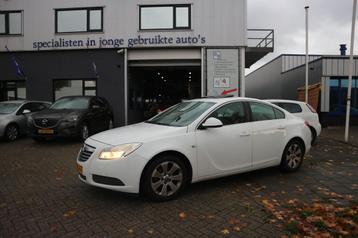 Opel Insignia 1.8 Edition / LEER + SCHUIFDAK / STOELVERWARMI beschikbaar voor biedingen