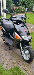 Ufo spoiler Aprilia sr viper alleen spoiler te koop!!!!!!, Fietsen en Brommers, Scooters | Aprilia, Ophalen of Verzenden, Zo goed als nieuw