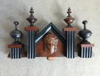 kuif ornament, bovenstuk voor een antieke regulateur, Ophalen