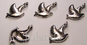 0785 Zilver Kleurige Metalen Vogel Bedels beschikbaar voor biedingen