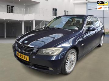 BMW 3-serie 320i Dynamic Executive/AIRCO/CRUISE/LEDER/PARKEE beschikbaar voor biedingen