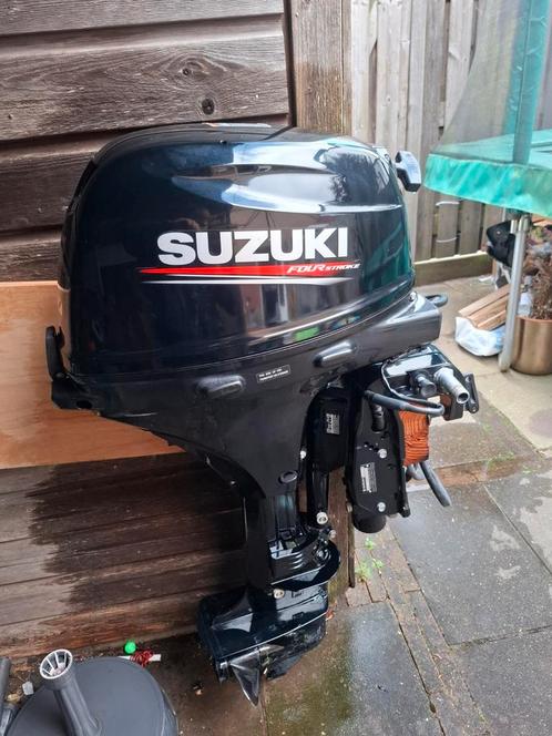20 Pk suzuki langstaart powertrim 2019 20pk 60 vaar uren, Watersport en Boten, Buiten- en Binnenboordmotoren, Gebruikt, Benzine