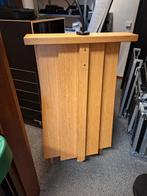Katheder, spreekstoel massief hout  53x54x110, Ophalen, Zo goed als nieuw