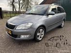 Skoda Fabia Combi 1.2 TSI Fresh 1e-EIG AIRCO CRUISE + WINTER, Auto's, Voorwielaandrijving, Euro 5, Zwart, 4 cilinders