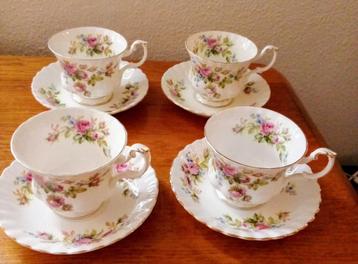 Royal Albert Moss Rose Kop en Schotel Set beschikbaar voor biedingen