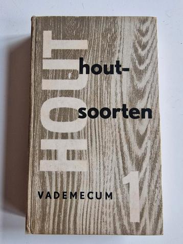 Het houtvademecum is een nederlands vakboek dat uitgebreide  beschikbaar voor biedingen