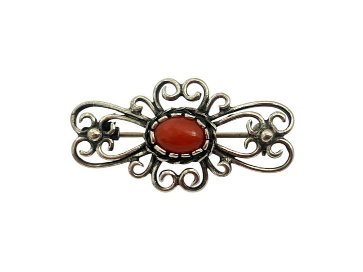 Vintage zilveren broche met bloedkoraal, Sieraden, Tassen en Uiterlijk, Antieke sieraden, Broche, Zilver, Met edelsteen, Verzenden