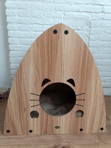 Katten huisje  beschikbaar voor biedingen