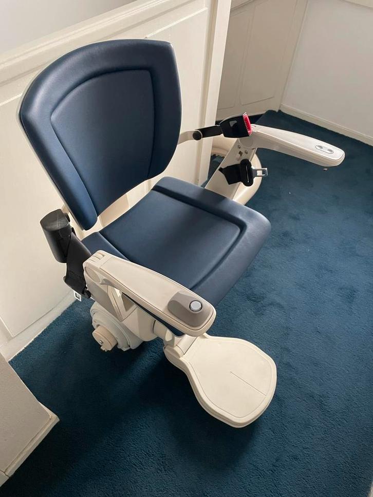 Traplift otolift, Diversen, Trapliften, Gebruikt, Met bocht, Ophalen