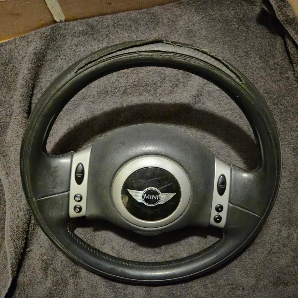 mini R53 S  stuur bouwjaar 2002 leer kapot en krassen., Ophalen of Verzenden, Gebruikt, Mini