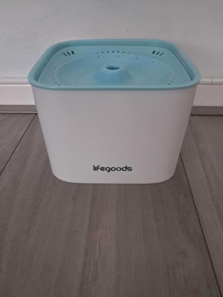LifeGoods drinkfontein Kat/Hond, Dieren en Toebehoren, Kattenvoerbakken en Drinkbakken, Zo goed als nieuw, Automatisch, Ophalen of Verzenden