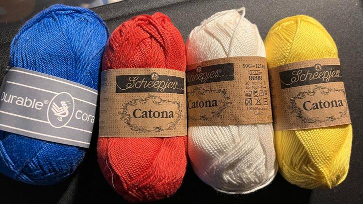 Garen - katoen, Hobby en Vrije tijd, Breien en Haken, Zo goed als nieuw, Breien of Haken, Wol of Garen, Ophalen of Verzenden