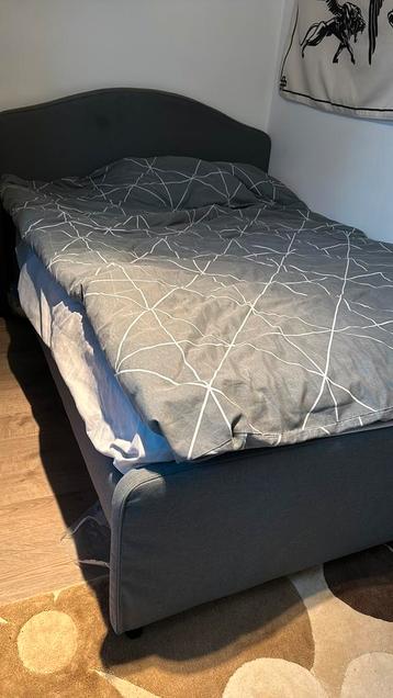 Ikea Bedframe - met Matrass 200x140 Negotiation Available - afbeelding 4