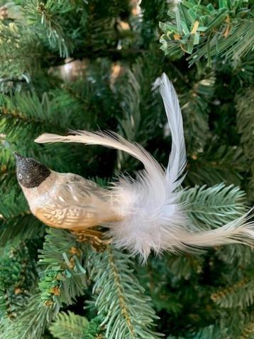 Kerstbal vogel  beschikbaar voor biedingen