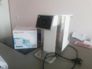 Aqua Optima waterkoeler met 11 waterfilters  beschikbaar voor biedingen