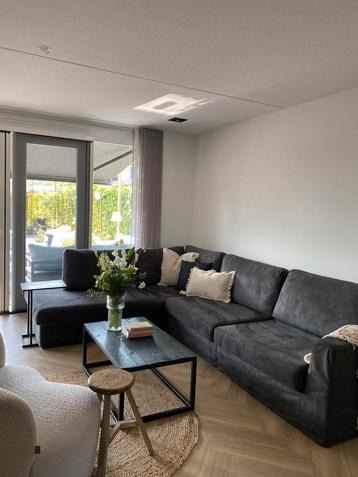 Modulaire grijze bank Annemoon beschikbaar voor biedingen