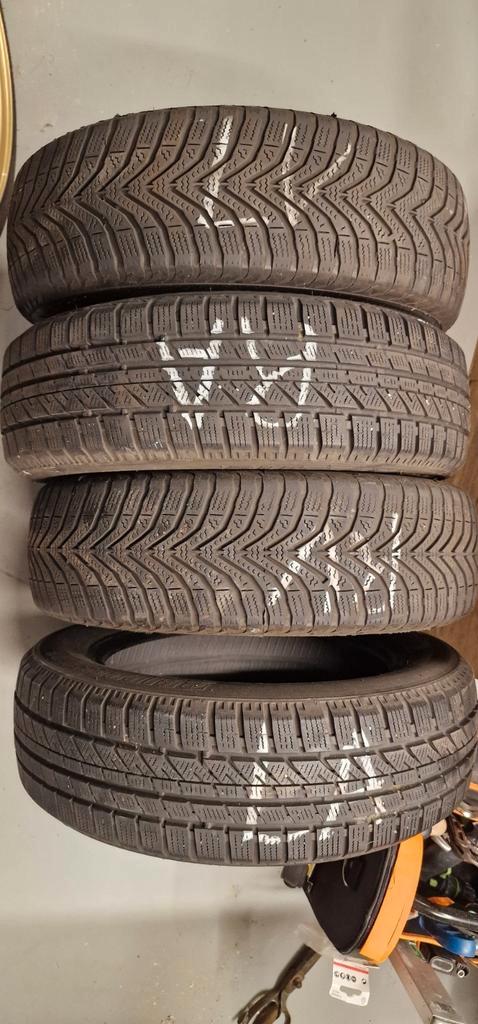Vredestein en bridgestone Winderbanden 155/65 R14, Auto diversen, Autosport-onderdelen, Gebruikt, Ophalen