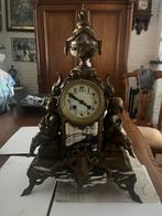 L’esafants le industry , franse klok, Antiek en Kunst, Antiek | Klokken, Ophalen