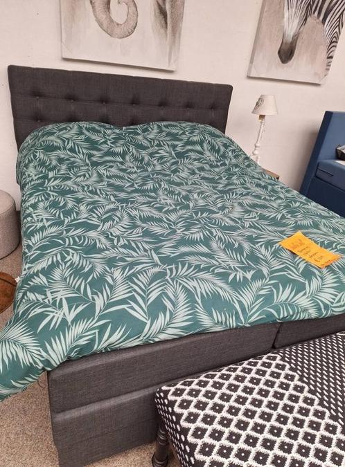 Boxspring elektrisch verstelbaar 180x200cm voor 1250,-, Huis en Inrichting, Slaapkamer | Boxsprings, Nieuw, 180 cm, 200 cm, Tweepersoons